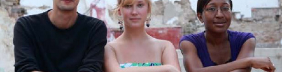 Ellos han dejado Córdoba con la esperanza de ser sujetos activos de un mundo en paz. Estudiantes de Erasmus / CORDOBA (ESPAÑA)